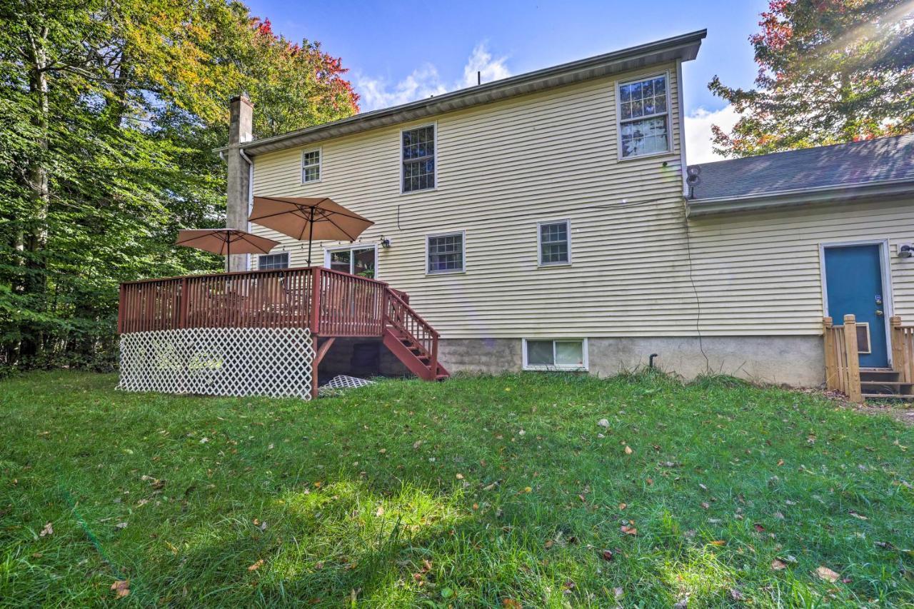 Holiday home Family With Deck And Backyard!